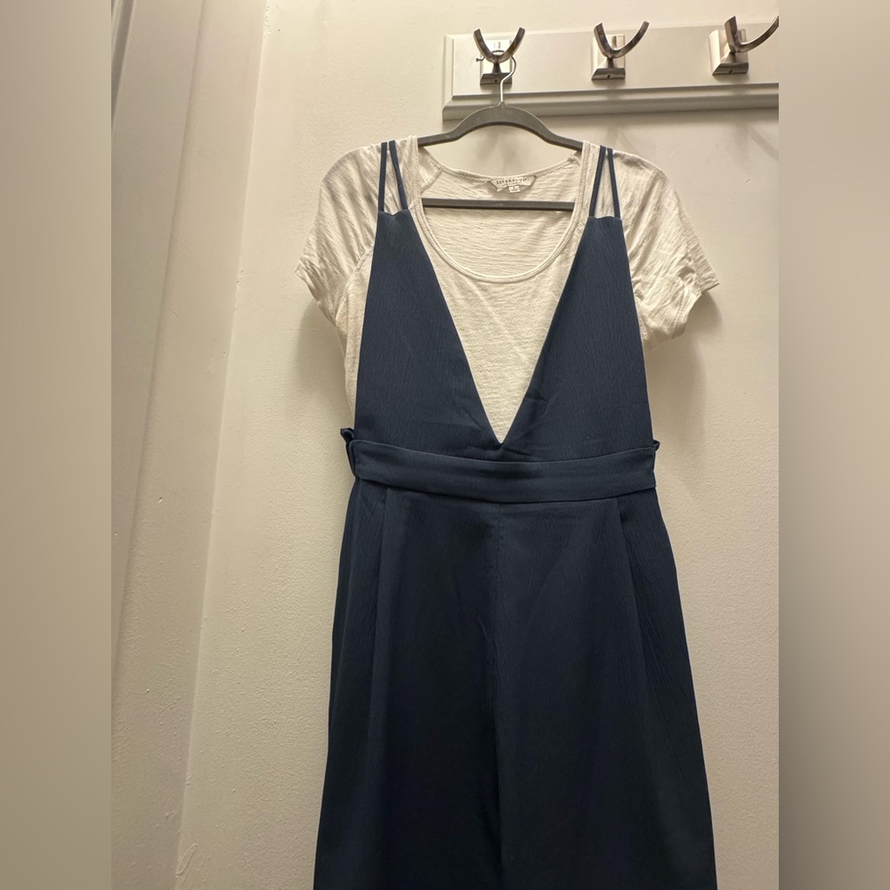 Teal Cropped Jumpsuit with Crisscross Straps in Back Size Small